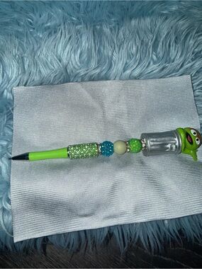 Green Beaded Character Pen - Fun Home Office & Arts & Crafts Accessory